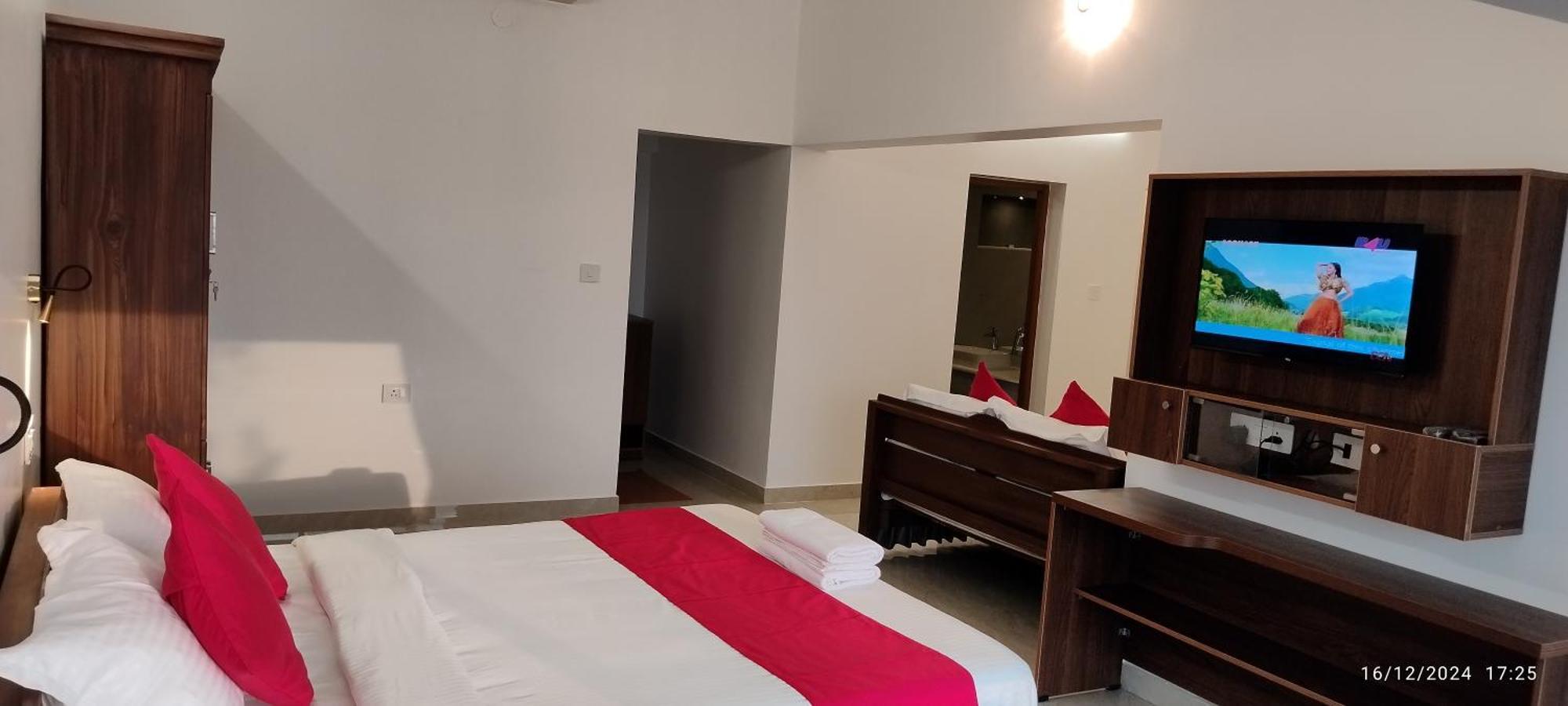 Alleppey Holiday Beach Resort Alappuzha Exterior foto